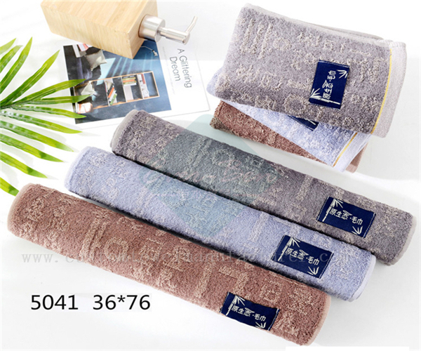 China Bulk Custom beach towel poncho producer wholesale Bespoke Bamboo Kids Travel Towels Gifts Manufacturer